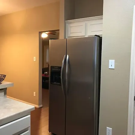 Cozy Pet-Friendly Home- Huge Spring Discounts Extérieur photo