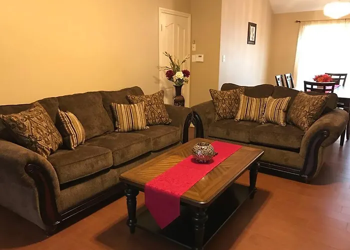 Cozy Pet-Friendly Home- Huge Fall/Winter Discounts